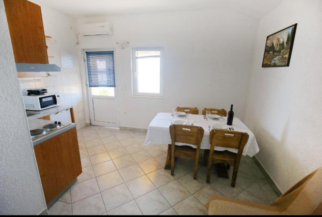 Apartmani Mirjana Трибань-Крушица Екстер'єр фото