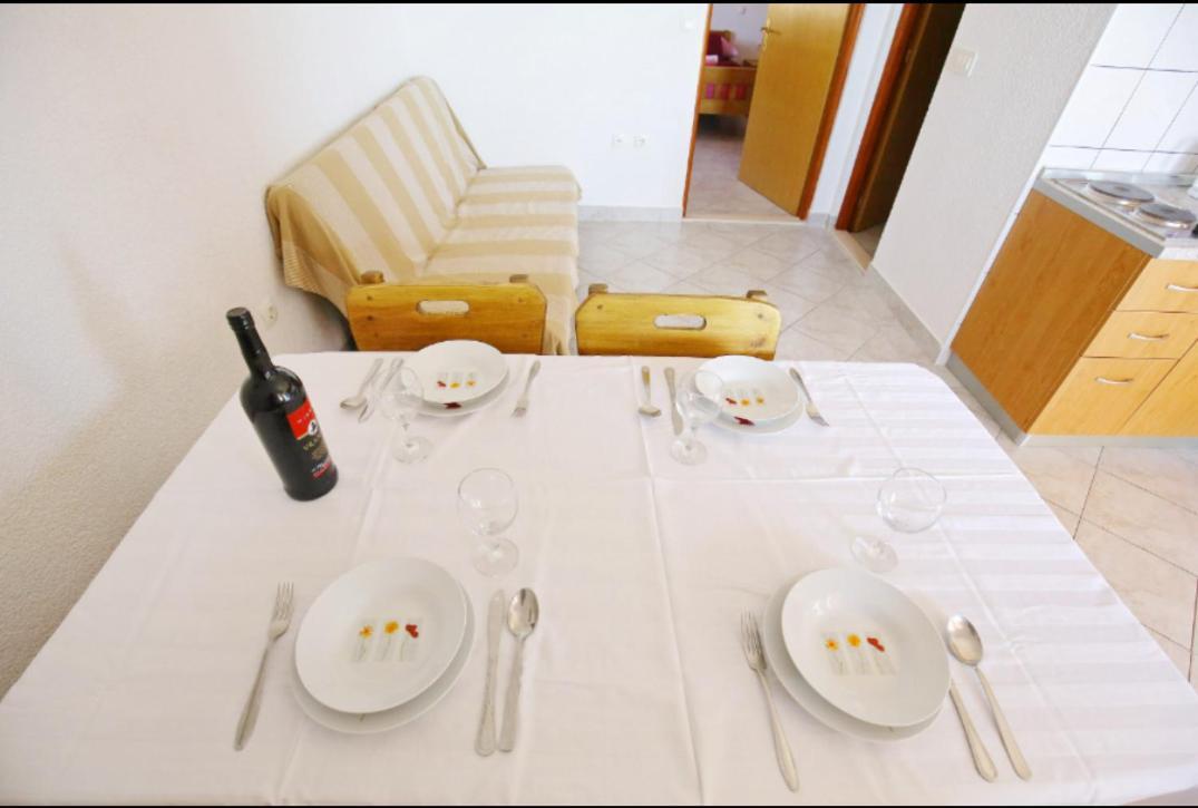 Apartmani Mirjana Трибань-Крушица Екстер'єр фото