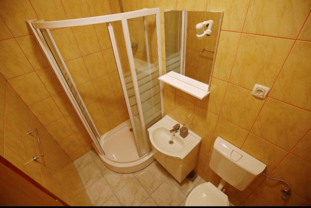 Apartmani Mirjana Трибань-Крушица Екстер'єр фото